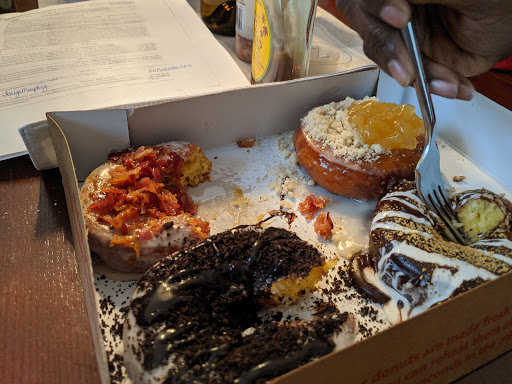 Donut Shop «Duck Donuts», reviews and photos, 2511 N Harrison St, Arlington, VA 22207, USA