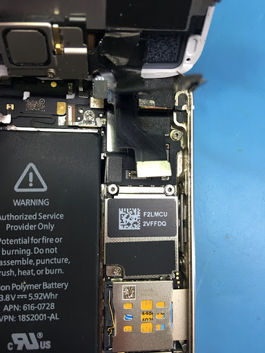 Cell Phone Store «Electronics Repair», reviews and photos, 810 8th St NE, Watertown, SD 57201, USA