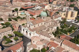 Cathedral of the Resurrection of Jesus Christ image