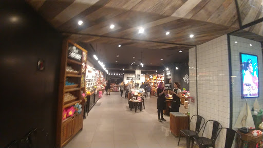 Cosmetics Store «Lush», reviews and photos, 313 Smith Haven Mall, Lake Grove, NY 11755, USA