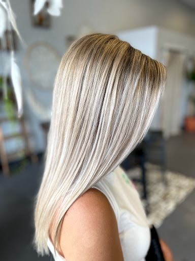 Hair Salon «The Urban Revival Boutique, Style Bar & Salon», reviews and photos, 2903 N Patterson St, Valdosta, GA 31602, USA