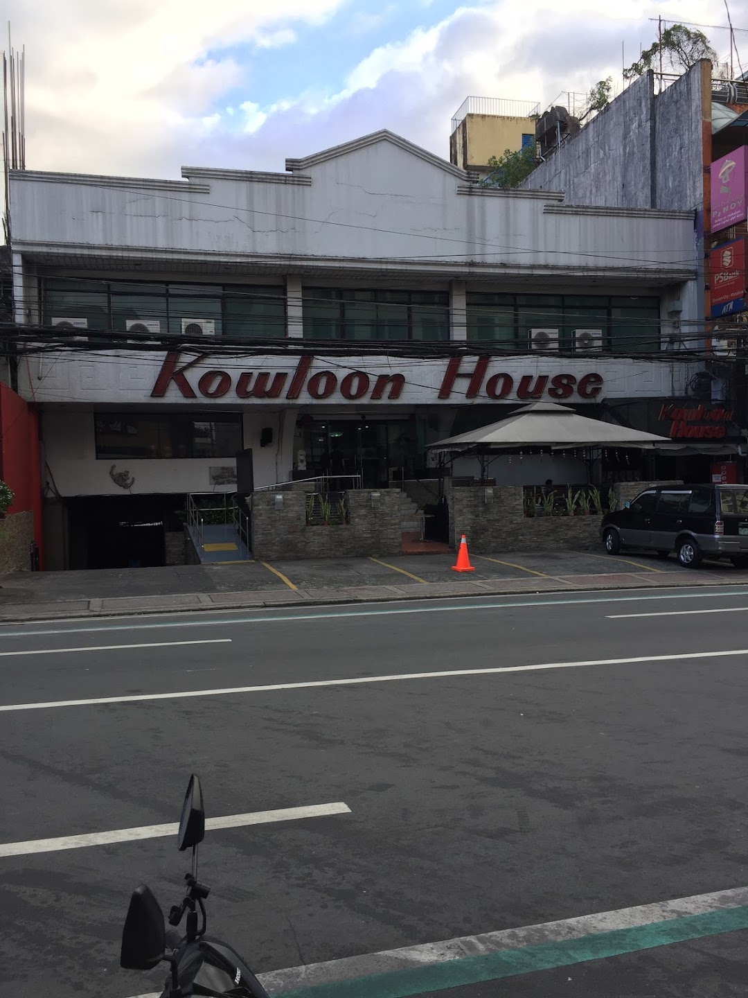 Kawloon house