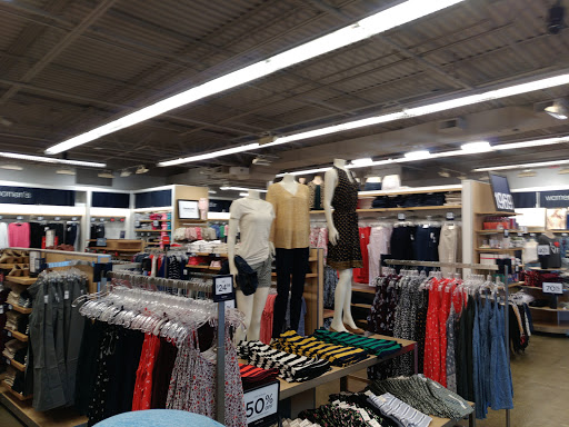 Outlet Mall «Sanibel Outlets», reviews and photos, 20350 Summerlin Rd, Fort Myers, FL 33908, USA