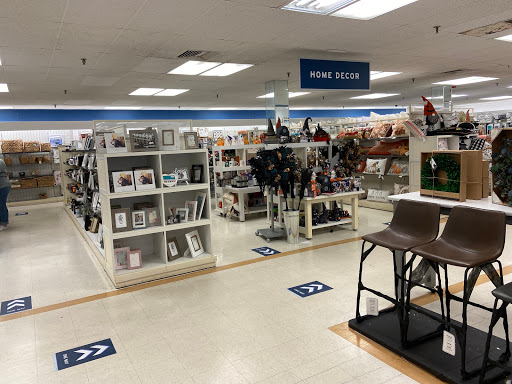 Department Store «Marshalls», reviews and photos, 7506 W Broad St, Henrico, VA 23294, USA