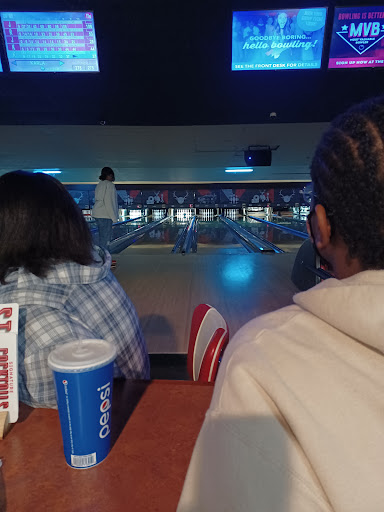 Bowling Alley «AMF Hilltop Lanes», reviews and photos, 5918 Williamson Rd, Roanoke, VA 24012, USA