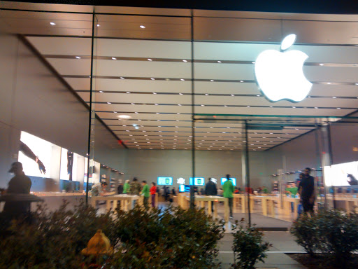 Computer Store «Apple Ridge Hill», reviews and photos, 143 Market Street, Yonkers, NY 10710, USA