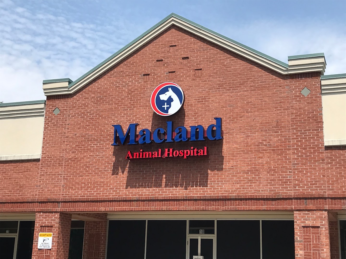 Macland Animal Hospital