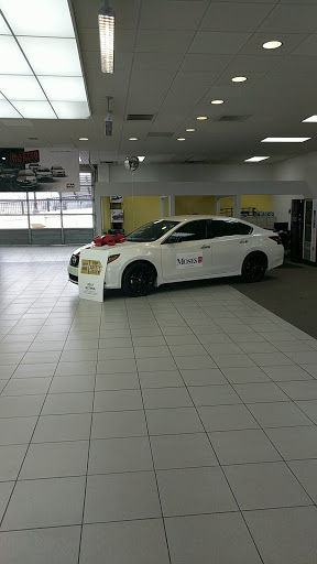 Nissan Dealer «Moses Nissan», reviews and photos