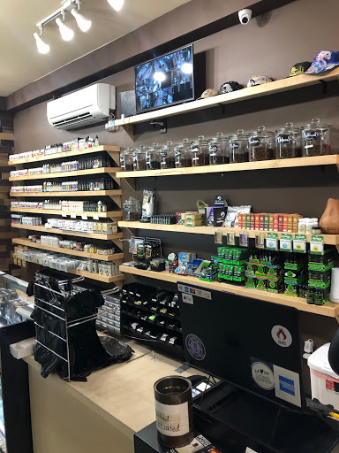 Tobacco Shop «Gallery Smoke Charleston», reviews and photos, 363 King St, Charleston, SC 29401, USA