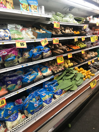 Grocery Store «Food City», reviews and photos, 12321 NW Grand Ave, El Mirage, AZ 85335, USA