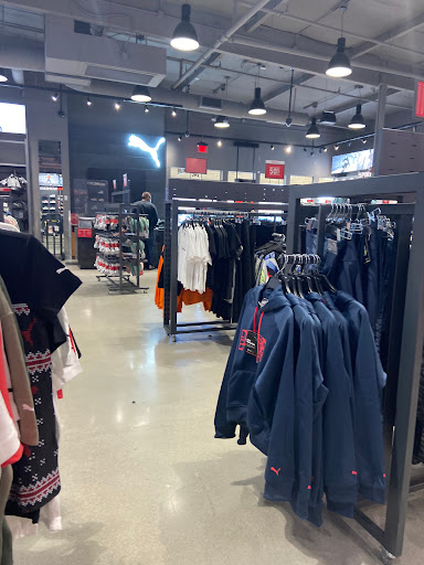 Shoe Store «PUMA», reviews and photos, 131-C Nut Tree Rd, Vacaville, CA 95687, USA