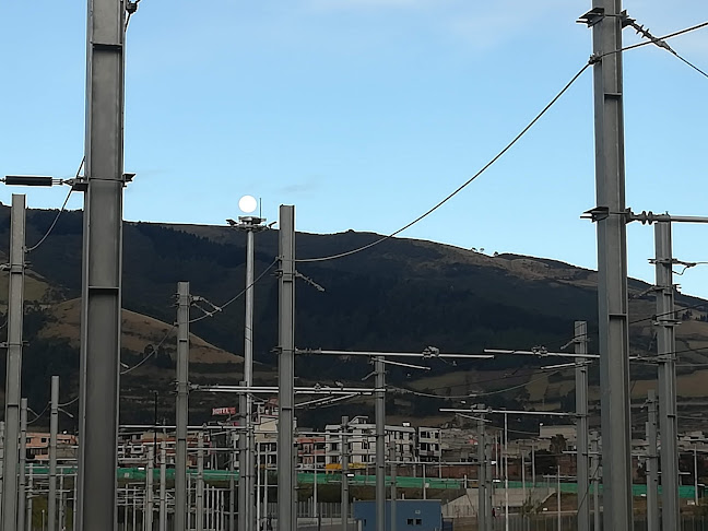 Opiniones de compañia de transporte urbano Disutran s.a. en Quito - Servicio de transporte