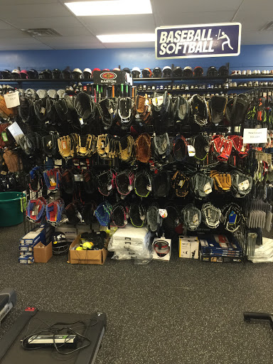 Sporting Goods Store «Play It Again Sports - Twinsburg, OH», reviews and photos, 8870 Darrow Rd, Twinsburg, OH 44087, USA