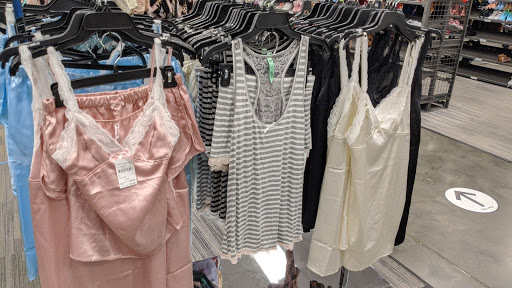 Department Store «Nordstrom Rack Station Park», reviews and photos, 380 Station Pkwy, Farmington, UT 84025, USA