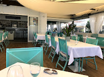 Atmosphère du Restaurant de grillades Le Nouvel Emeraude à Cavalaire-sur-Mer - n°12