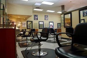 Mark Pardo SalonSpa image