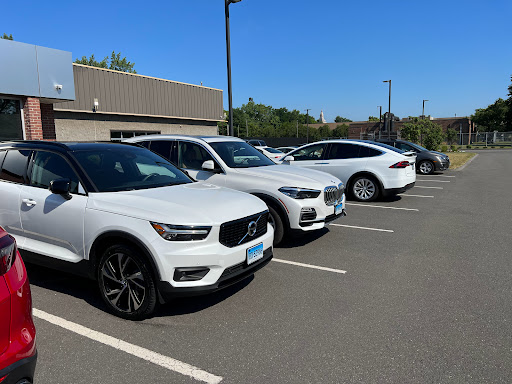 Auto Body Shop «Airport Road Auto Body Inc», reviews and photos, 80 Airport Rd, Hartford, CT 06114, USA