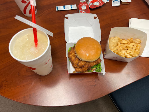 Fast Food Restaurant «Chick-fil-A», reviews and photos, 4610 Monticello Ave, Williamsburg, VA 23188, USA