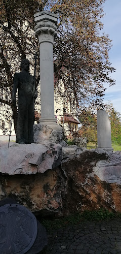 Millenniumi emlékmű Szent István király szobra - Püspökladány