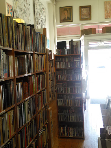 Book Store «Angel City Bookstore & Gallery», reviews and photos, 218 Pier Ave, Santa Monica, CA 90405, USA