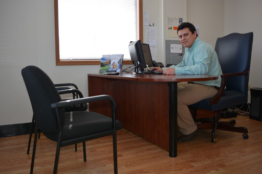 Used Car Dealer «Hi Lo Auto Sales & Service - 40», reviews and photos, 1427 W Patrick St, Frederick, MD 21702, USA