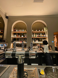 Atmosphère du Le Louvre - Café Restaurant à Valence - n°3