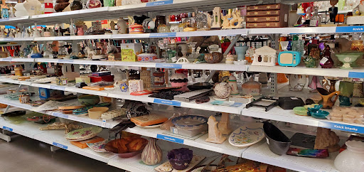 Thrift Store «Value Village», reviews and photos