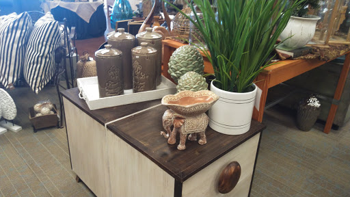 Shopping Mall «Outlets at Vicksburg», reviews and photos, 4000 S Frontage Rd, Vicksburg, MS 39180, USA