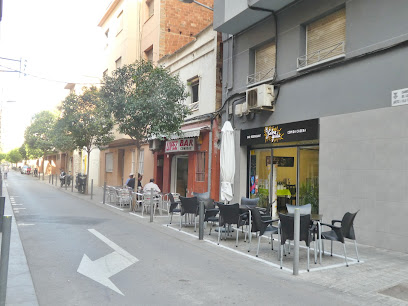 Café Bar La Fabregada - Av. Fabregada, 89, 08901 L,Hospitalet de Llobregat, Barcelona, Spain