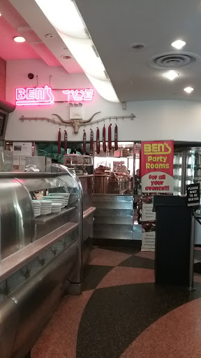 Shopping Mall «The Bay Terrace», reviews and photos, 23-98 Bell Blvd, Bayside, NY 11360, USA