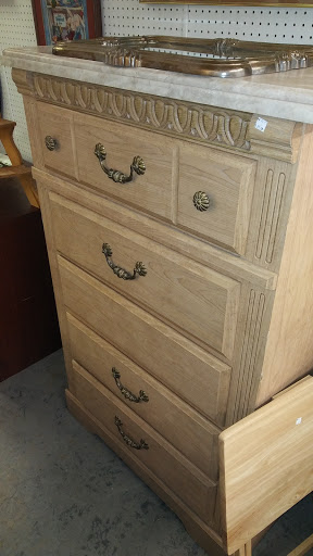 Thrift Store «Lighthouse Ministries Thrift», reviews and photos, 2410 W Baker St, Plant City, FL 33563, USA