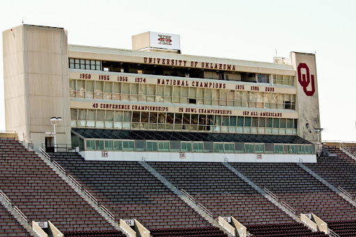 Stadium «The Gaylord Family Oklahoma Memorial Stadium», reviews and photos, 1185 Asp Ave, Norman, OK 73019, USA