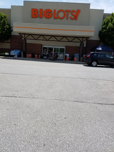 Discount Store «Big Lots», reviews and photos, 6171 Columbia Crossing Cir, Columbia, MD 21045, USA