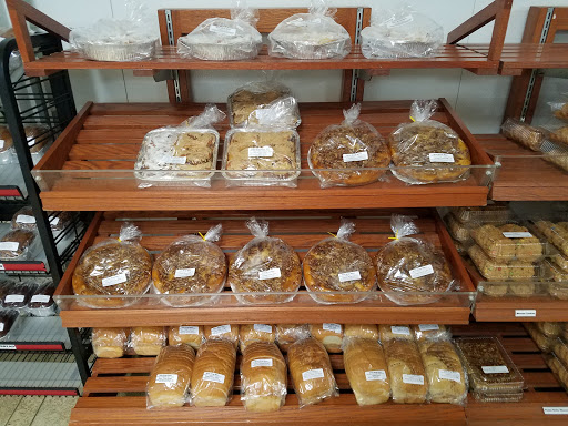 Grocery Store «Stringtown Grocery», reviews and photos, 2208 540th St SW, Kalona, IA 52247, USA