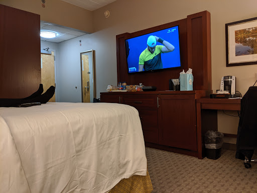 Hotel «Wylie Inn and Conference Center», reviews and photos, 295 Hale St, Beverly, MA 01915, USA