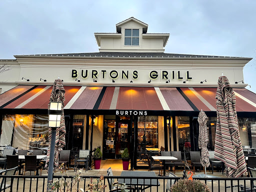 Shopping Mall «The Promenade Shops at Evergreen Walk», reviews and photos, 501 Evergreen Way #503, South Windsor, CT 06074, USA