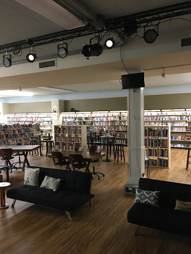 Book Store «Burry Bookstore», reviews and photos, 130 W Carolina Ave, Hartsville, SC 29550, USA