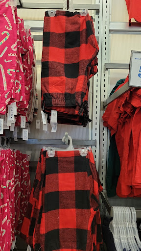 Clothing Store «Old Navy», reviews and photos, 19225 Biscayne Blvd, Aventura, FL 33180, USA