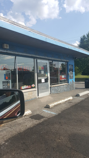 Liquor Store «Triangle Liquor Store», reviews and photos, 1725 Roosevelt Ave, Indianapolis, IN 46218, USA