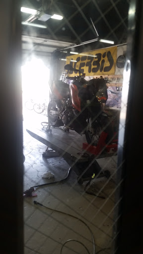 Kawasaki Motorcycle Dealer «Rocky Mountain Kawasaki», reviews and photos, 645 Frontage Rd, Longmont, CO 80501, USA