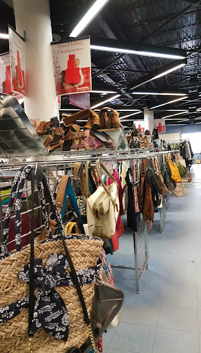 Thrift Store «Goodwill Industries of the Chesapeake, Inc.», reviews and photos