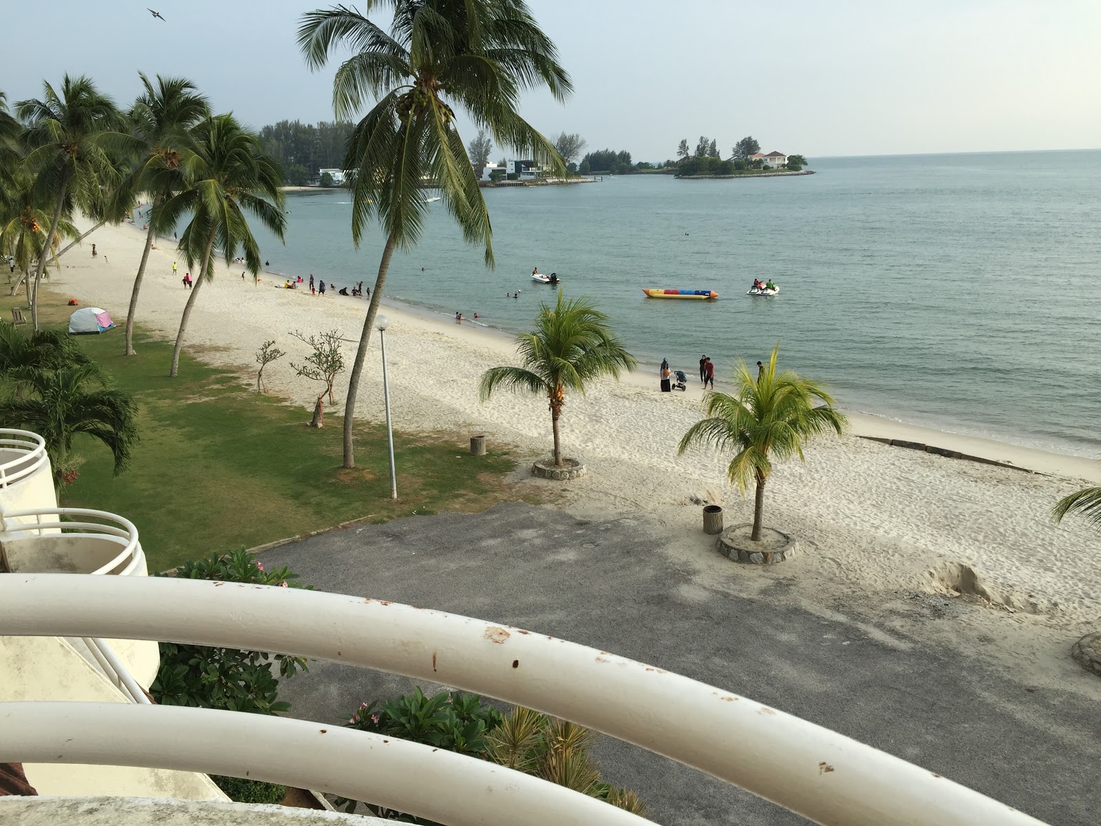 Fotografie cu Port Dickson Public Beach - locul popular printre cunoscătorii de relaxare