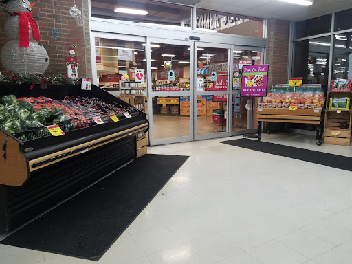 Grocery Store «Chief Supermarkets», reviews and photos, 221 Summit St, Celina, OH 45822, USA