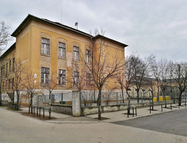 Gregor József Általános Iskola - Budapest