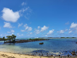 Foto de Le Bouchon Beach e o assentamento