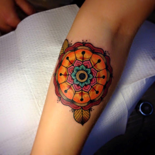 Tattoo Shop «The Shop», reviews and photos, 141 S Grand Ave, Fowlerville, MI 48836, USA