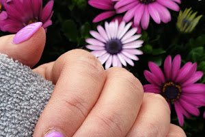 So Beautiful Nails