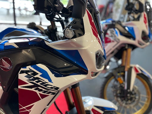 Motorcycle Dealer «Everett Powersports - Honda, Suzuki, Husqvarna», reviews and photos, 215 SW Everett Mall Way, Everett, WA 98204, USA