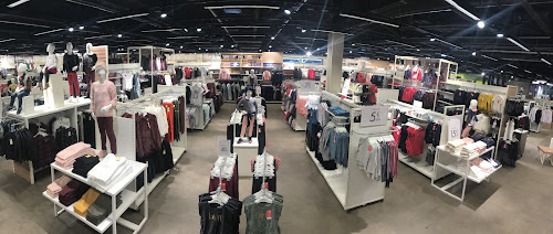 Magasin de vêtements GEMO CLERMONT FERRAND - AUBIERE Chaussures et Vêtements Aubière