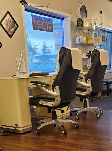 Beauty Salon «Tinas Hair Salon and Tanning», reviews and photos, 22726 44th Ave W, Mountlake Terrace, WA 98043, USA